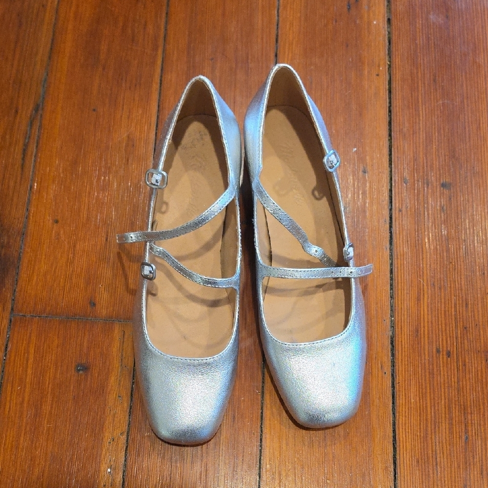Madewell Silver Metallic Mary Jane Flats with Low Block Heel - Picture 2 of 4